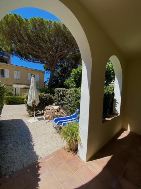 Hotel Beau Rivage Le Lavandou Kültér fotó