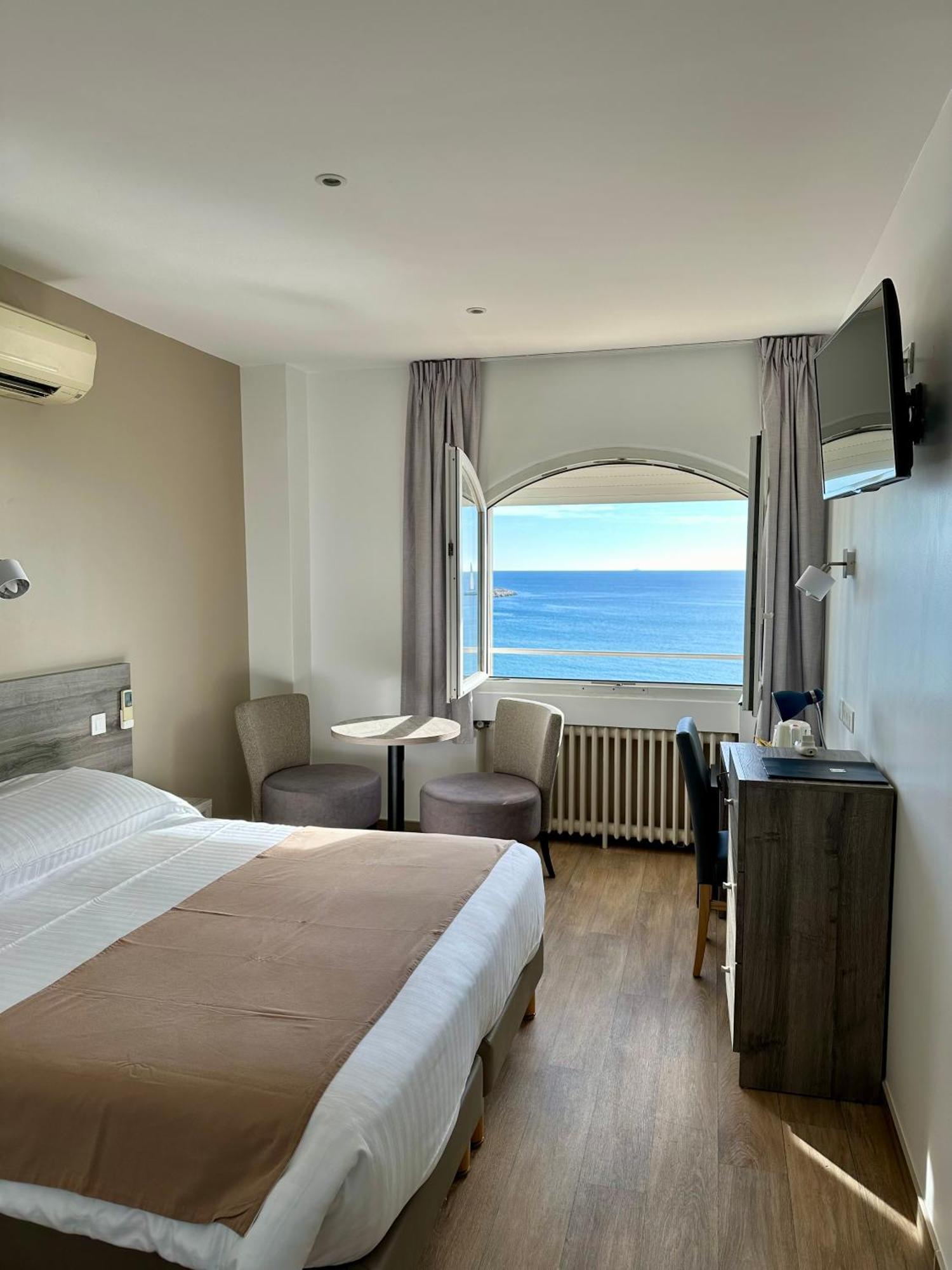 Hotel Beau Rivage Le Lavandou Kültér fotó