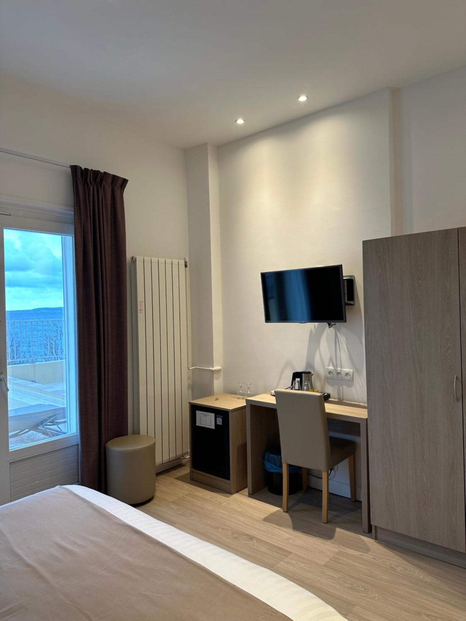 Hotel Beau Rivage Le Lavandou Kültér fotó