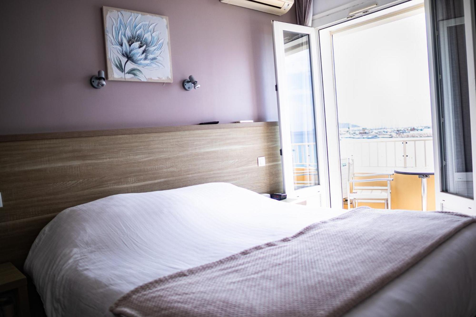 Hotel Beau Rivage Le Lavandou Kültér fotó